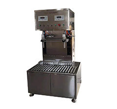 中桶稱重灌裝機(jī)